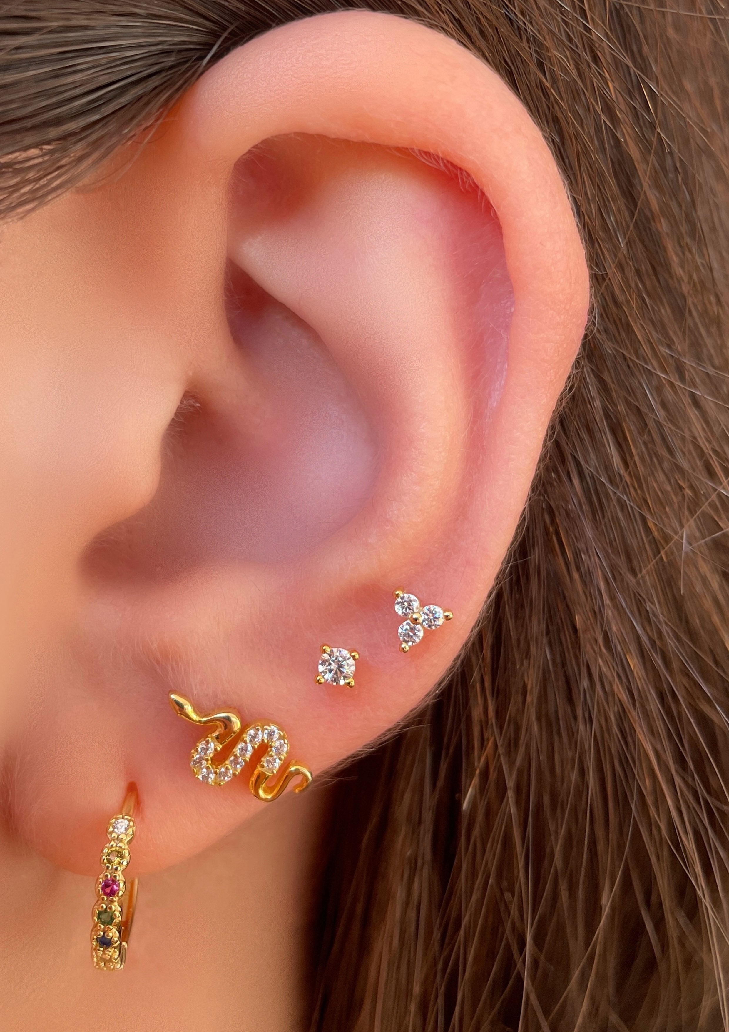 Minimal Stud Earrings in Gold